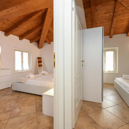 Apartment Wendy Apartment- Twobedroom & Pool & Parkprivatefree & Sports Desenzano del Garda