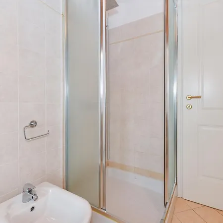 Wendy Apartment- Twobedroom & Pool & Parkprivatefree & Sports Desenzano del Garda