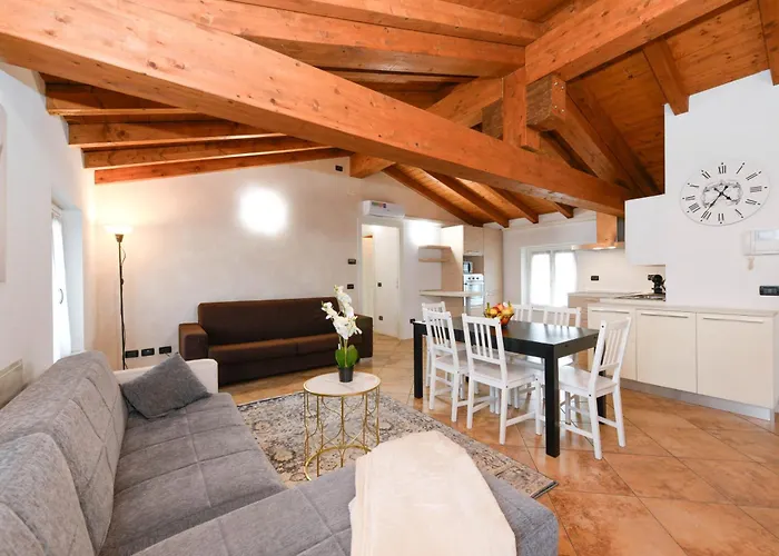 Wendy Apartment- Twobedroom & Pool & Parkprivatefree & Sports Desenzano del Garda